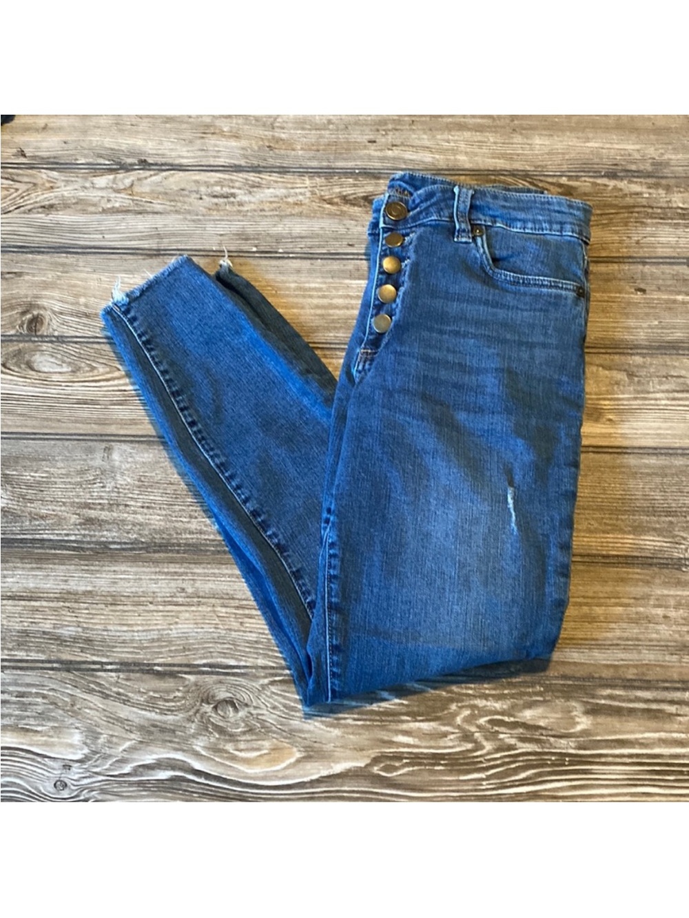 Kut Carlo jeans ankle skinny raw hem button fly has stretch size 10